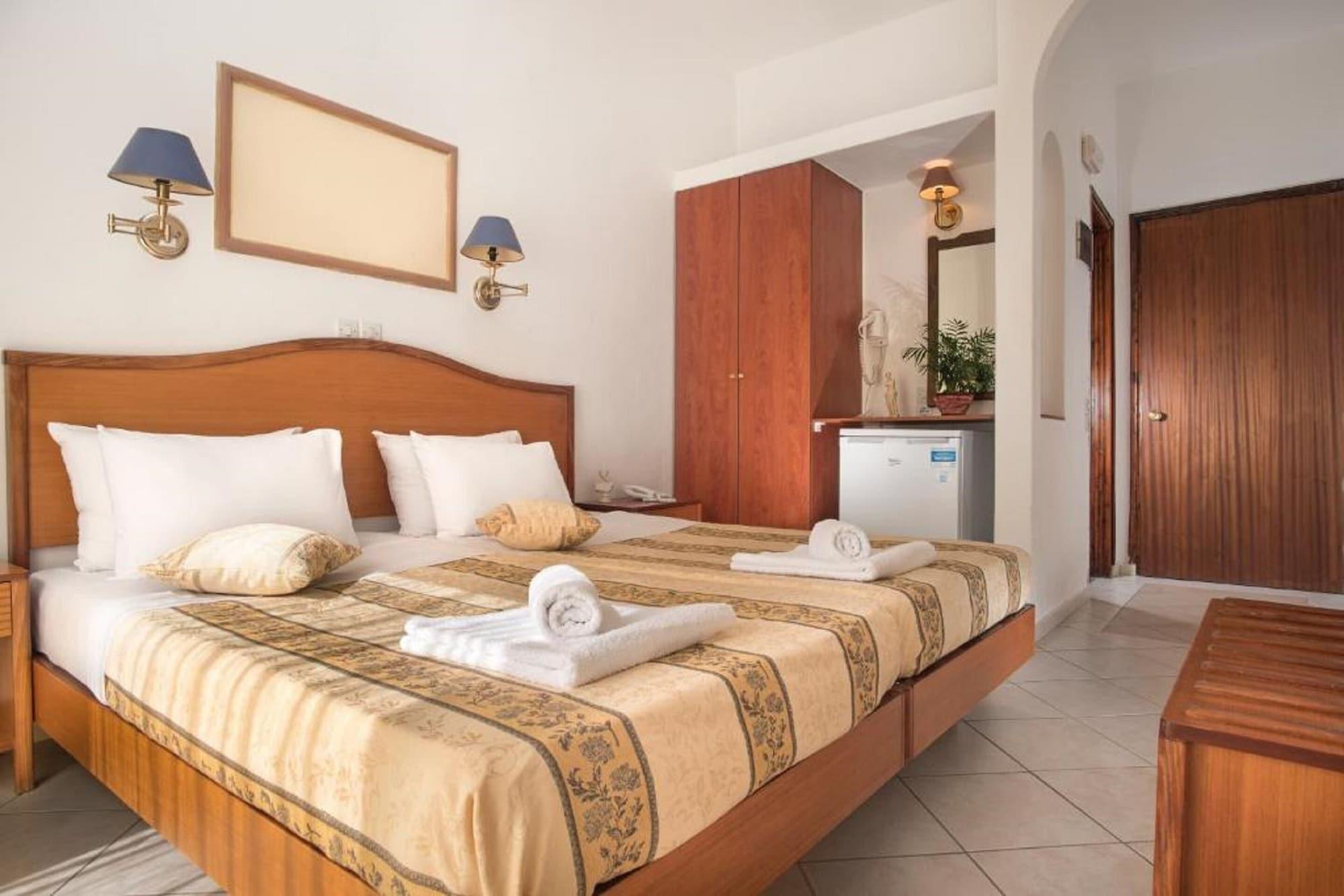 Hotel Meltemi Адамас Экстерьер фото