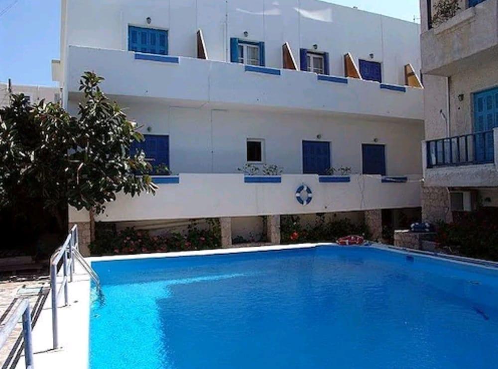 Hotel Meltemi Адамас Экстерьер фото