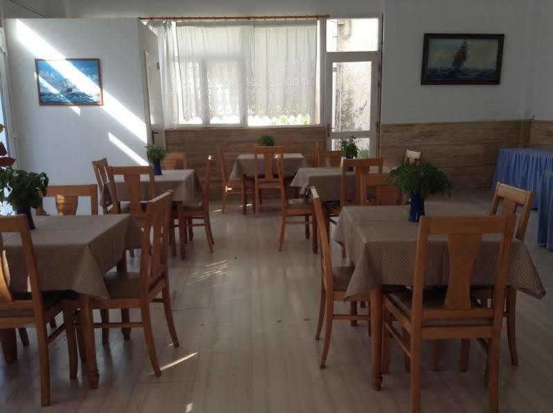 Hotel Meltemi Адамас Экстерьер фото